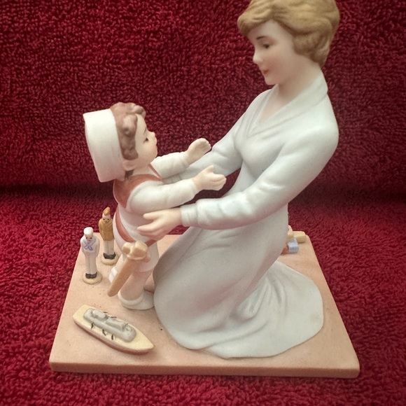 NEW 1987 BESSIE PEASE CALL TO ARMS FIGURE MINT IN BOX NAVY BABY (O1) - Picture 1 of 10